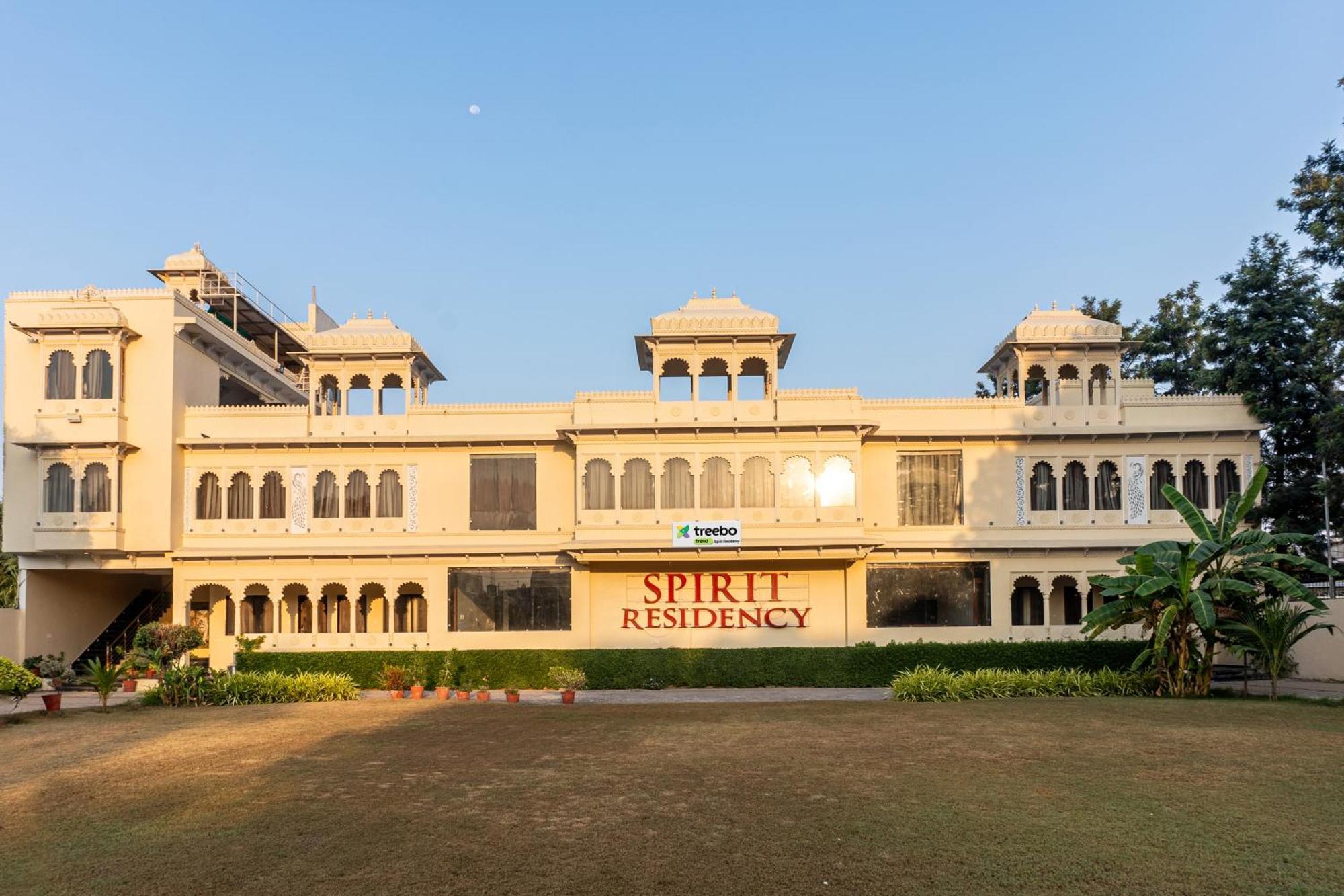 Hotel Treebo Spirit Residency Udaipur Esterno foto